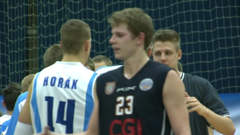 Sestřih a ohlasy utkání basketbalu: Kolín - Děčín