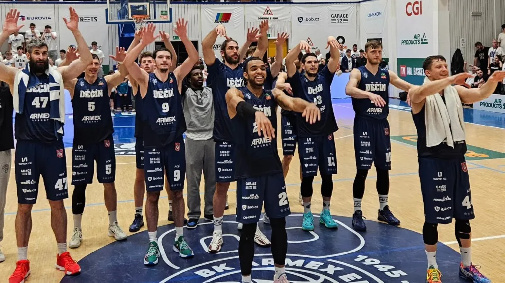 Radost basketbalistů Děčína