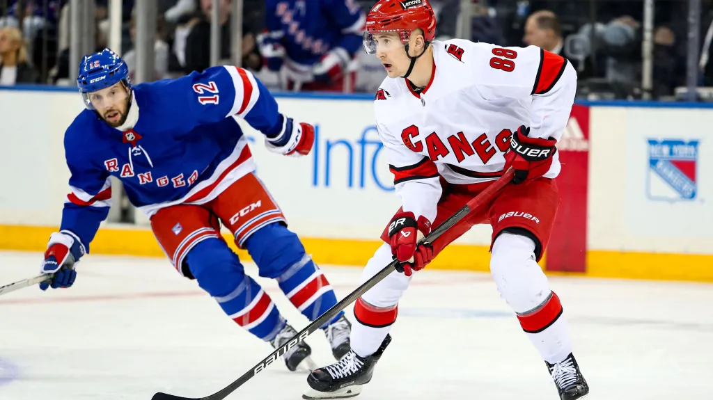 Martin Nečas v utkání s Rangers