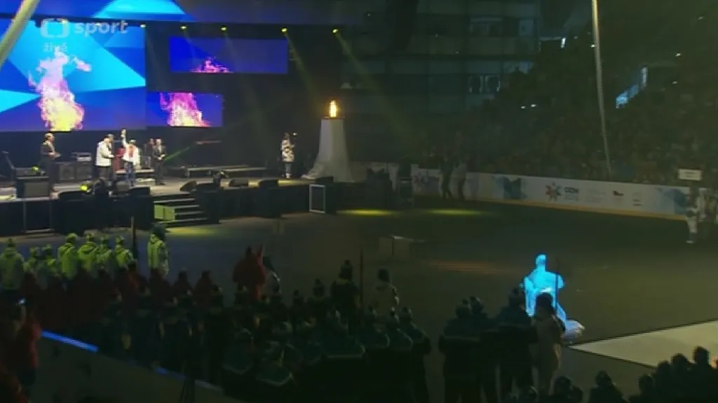 Olympijský oheň na ODM zapálil Tomáš Kraus se svou dcerou