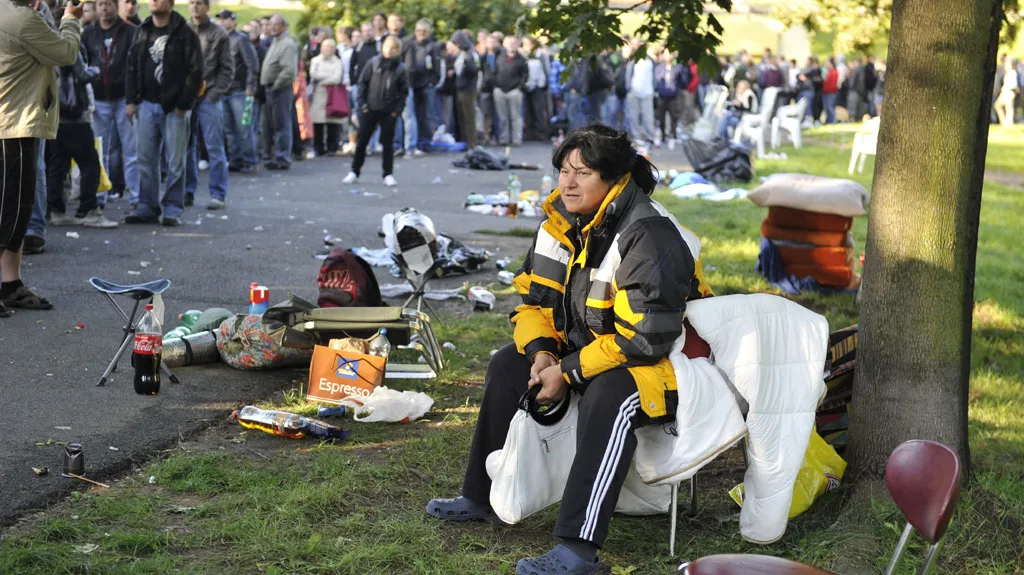 V Plzni čekalo na lístky na Ligu mistrů přes 2500 lidí