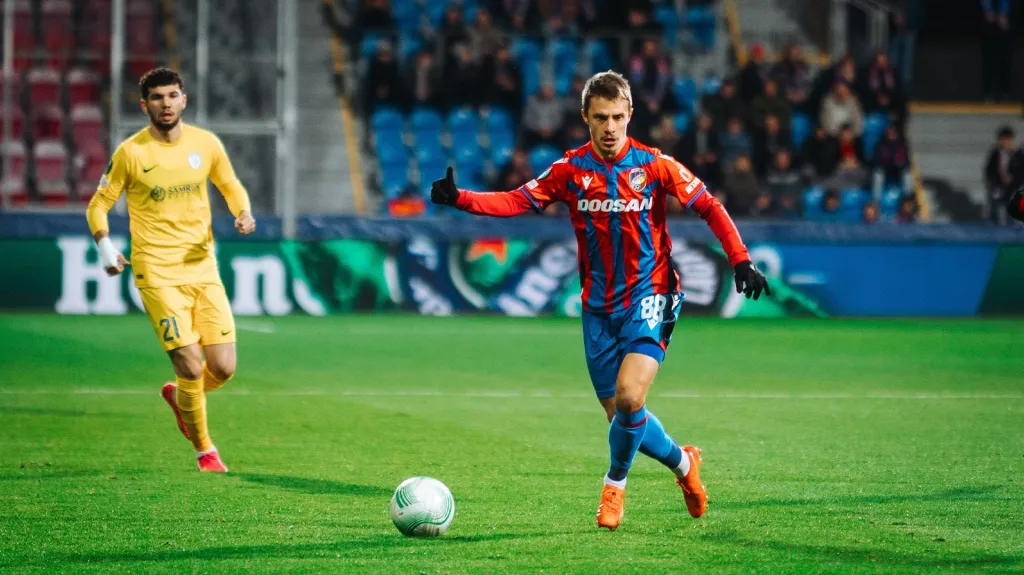 Záložník Adam Vlkanova odchází z Plzně na hostování do Ruchu Chorzów