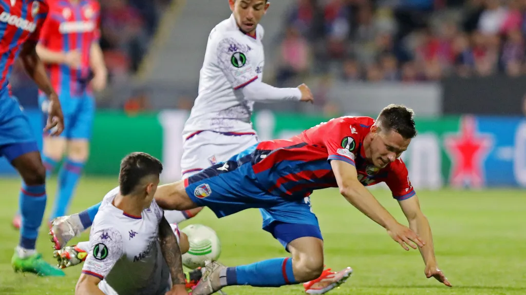 Lukáš Kalvach v souboji