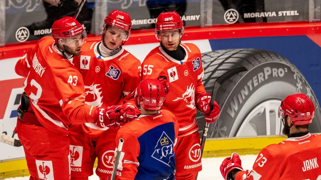 Oceláři Třinec slaví v Lize mistrů