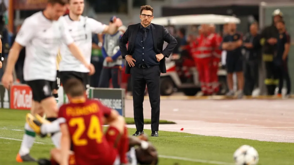 Eusebio Di Francesco v zápase AS Řím - Liverpool