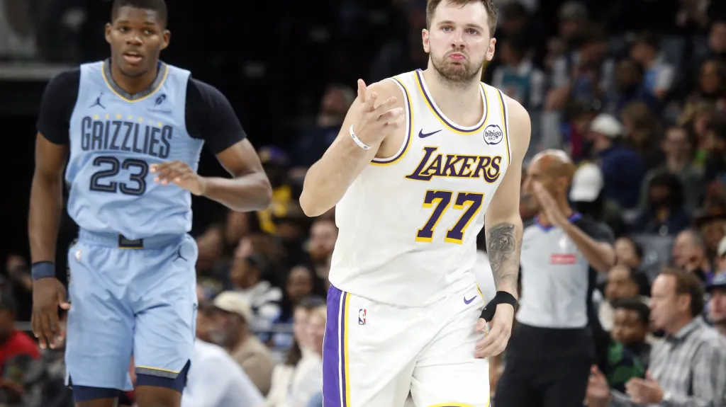 Luka Dončič v utkání proti Memphis Grizzlies