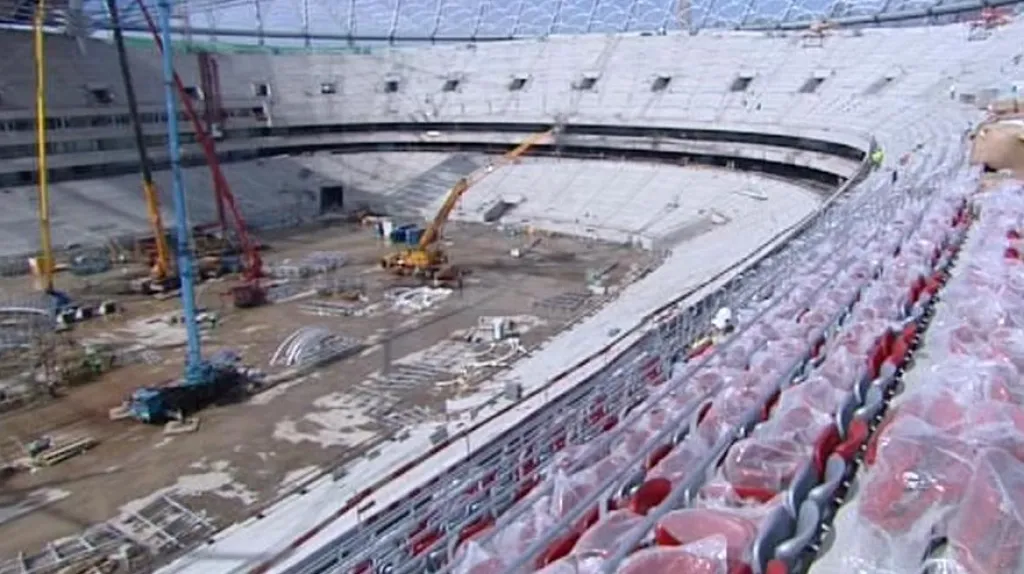 Stavba stadionu ve Varšavě