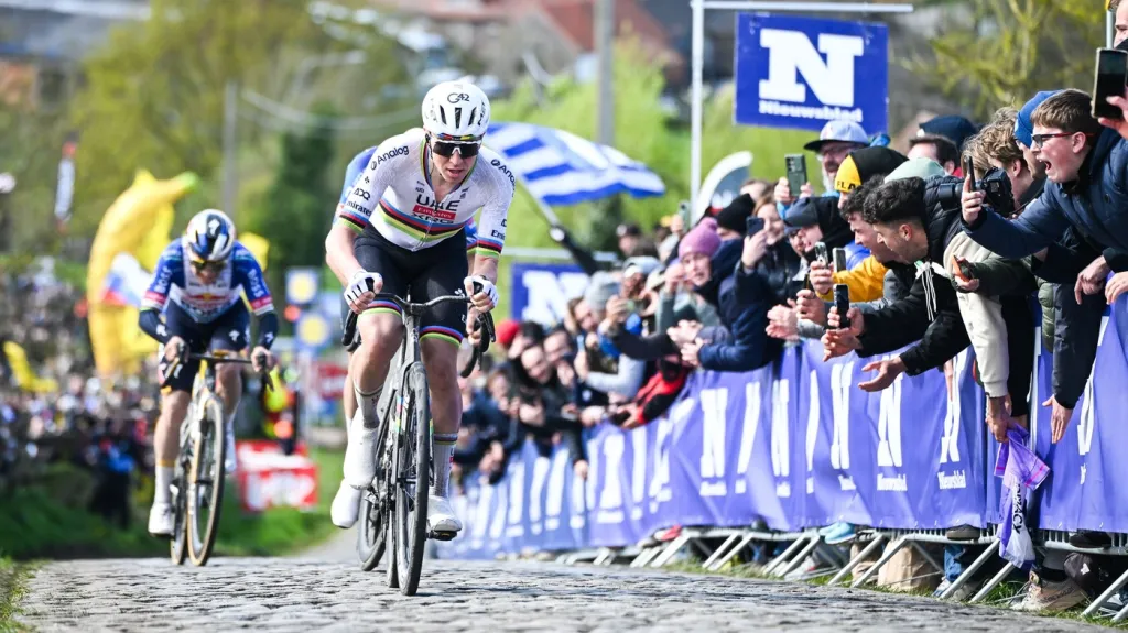 Tadej Pogačar a Mathieu van der Poel