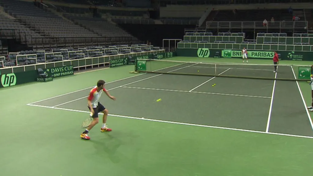 Španělé trénují na Davis Cup