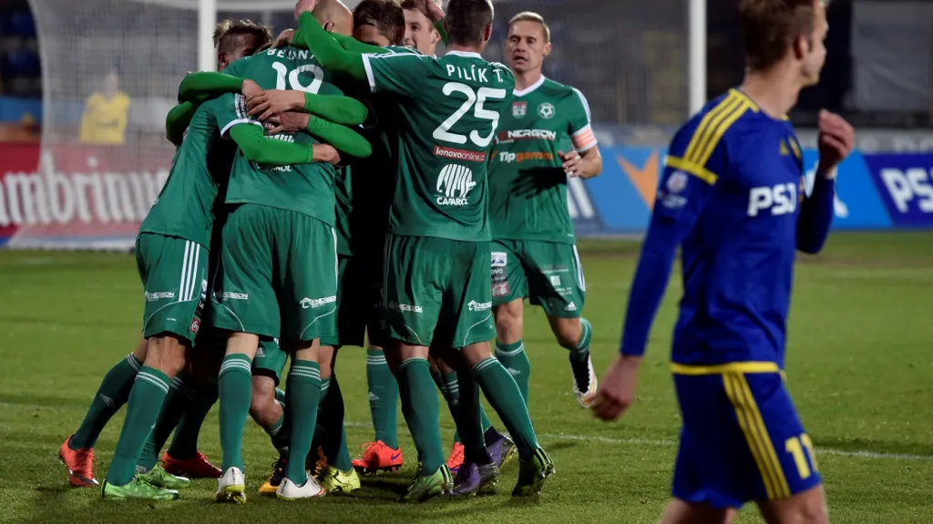Slavící fotbalisté Příbrami