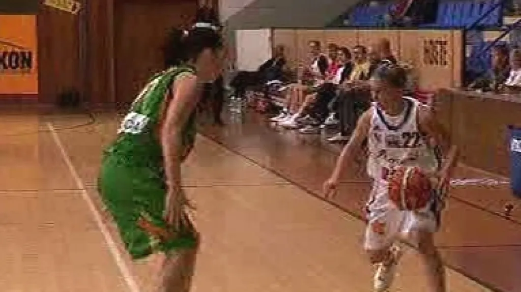 Zápas basketbalistek Strakonic a Brna