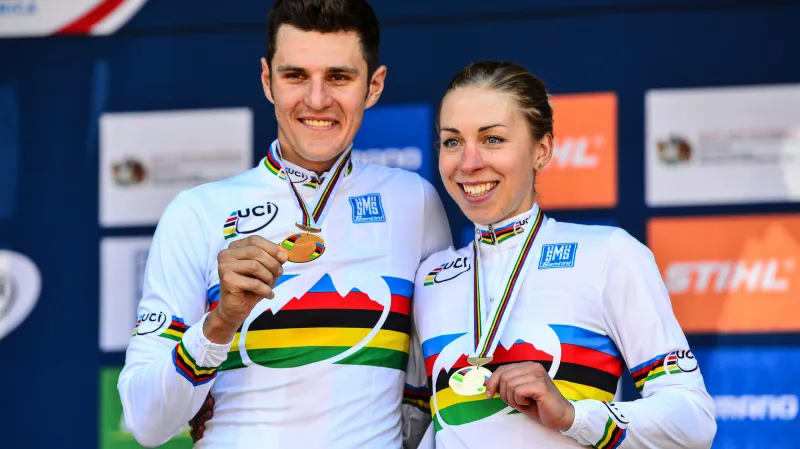 Jaroslav Kulhavý a Annika Langvadová