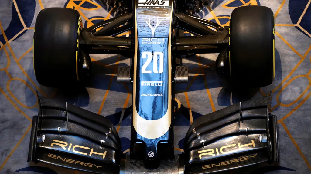 Přední křídlo vozu Haas