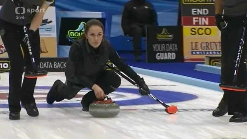 Ruské curlerky prošly do finále ME