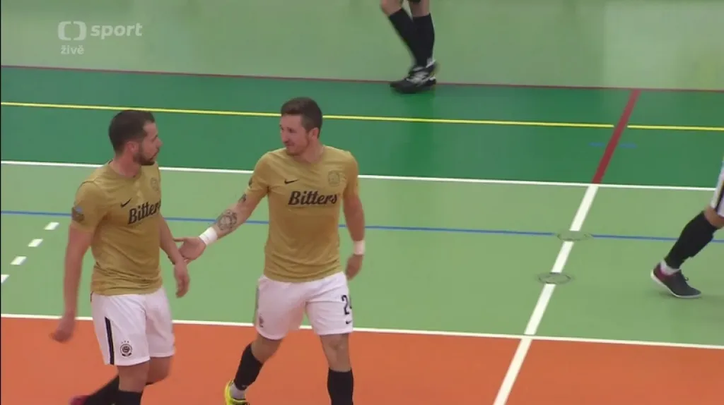 Sparta v prvním finále vyhrála v Teplicích 6:1