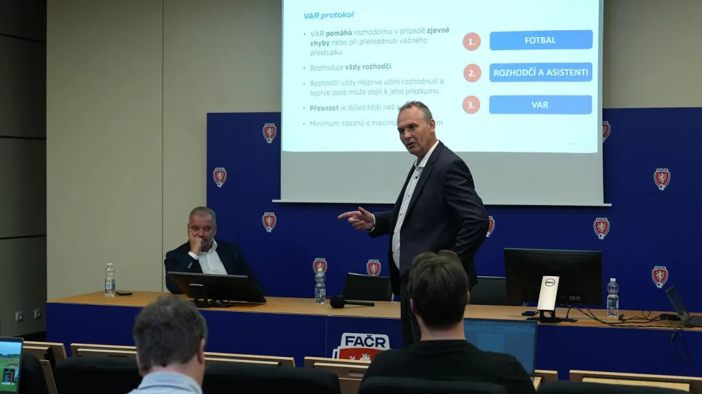 Komise rozhodčích představila změny v pravidlech
