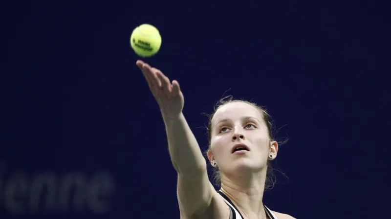 Vondroušová si v semifinále v Bielu poradila se Strýcovou