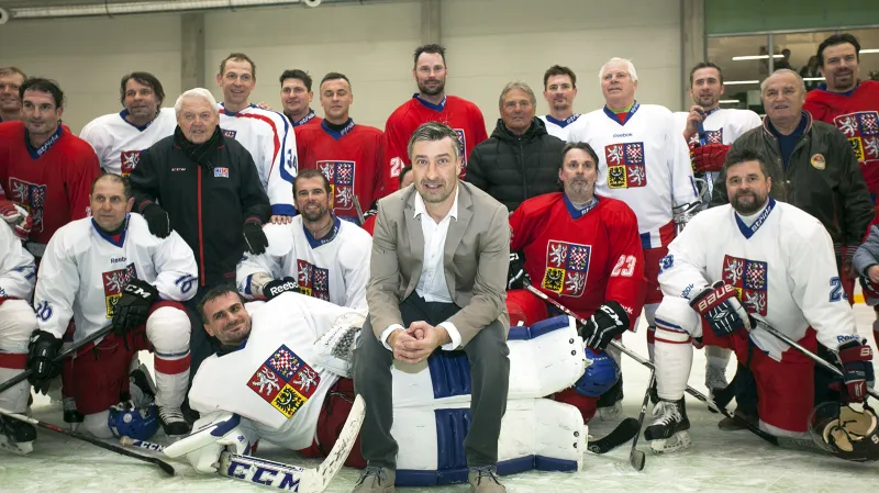 Hokejoví internacionálové na říčanském zimním stadionu