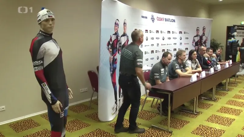 Biatlonisté chtějí být dál vidět i s novými kombinézami