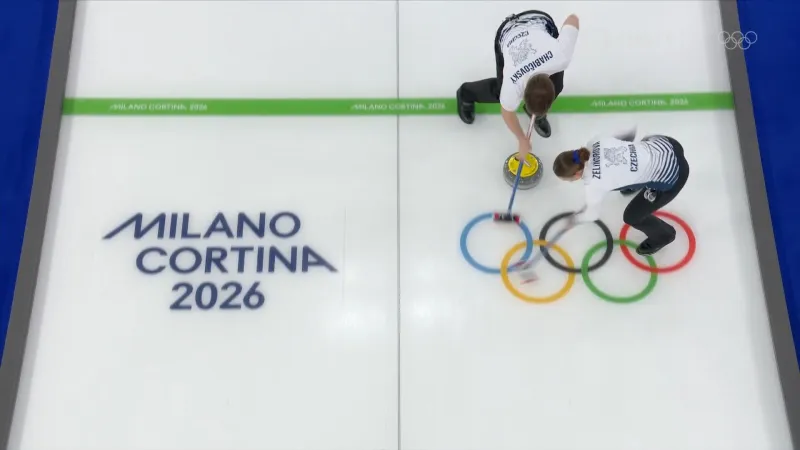 Julie Zelingrová a Vít Chabičovský v utkání proti Kanadě