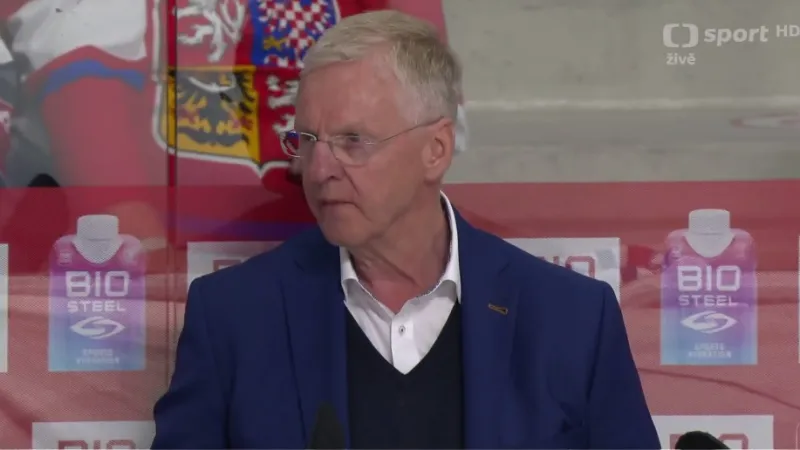 Musí se hodně učit, aby se z nich stali mistři, připustil Jalonen