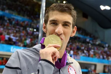 Michael Phelps se svojí osmnáctou zlatou medailí