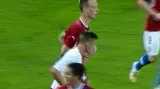 Šance v utkání Česko U20 - Francie U20: Opluštil trefil tyč (15. min.)