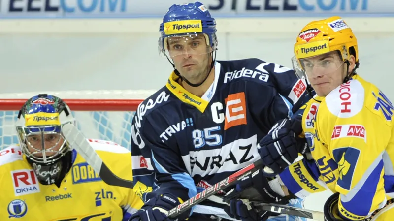 Kapitán Jiří Burger rozhodl o vítězství Vítkovic v prodloužení (64. min.)