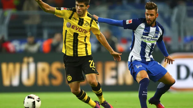 Fotbalisté Dortmundu a Herthy Berlín