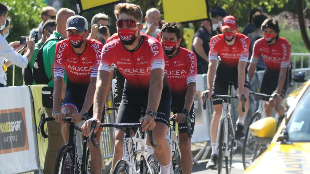 Cyklisté stáje Arkéa-Samsic