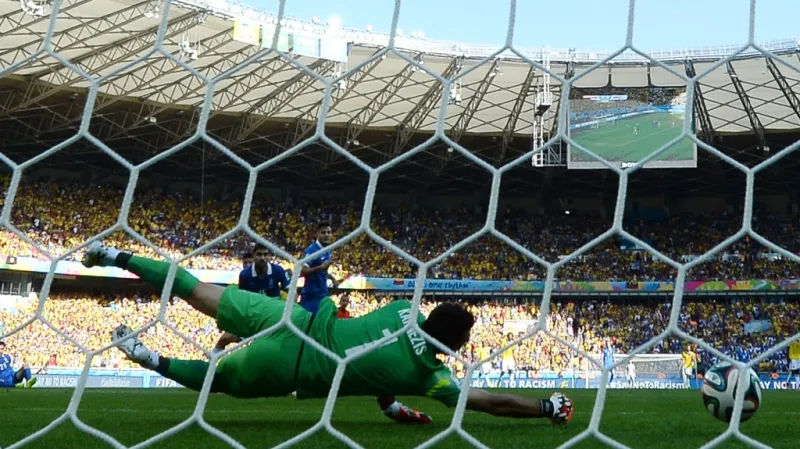 Karnezis inkasuje v duelu s Kolumbií