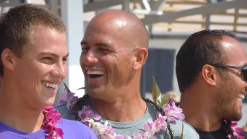Kelly Slater (uprostřed)