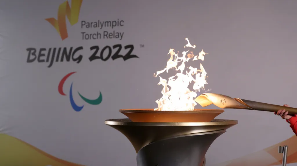 Olympijský plamen zahajuje paralympiádu 2022