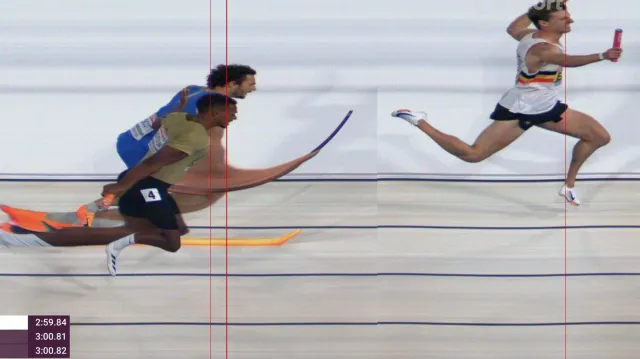 Závěr finále na 4x400 metrů s vítěznými Belgičany