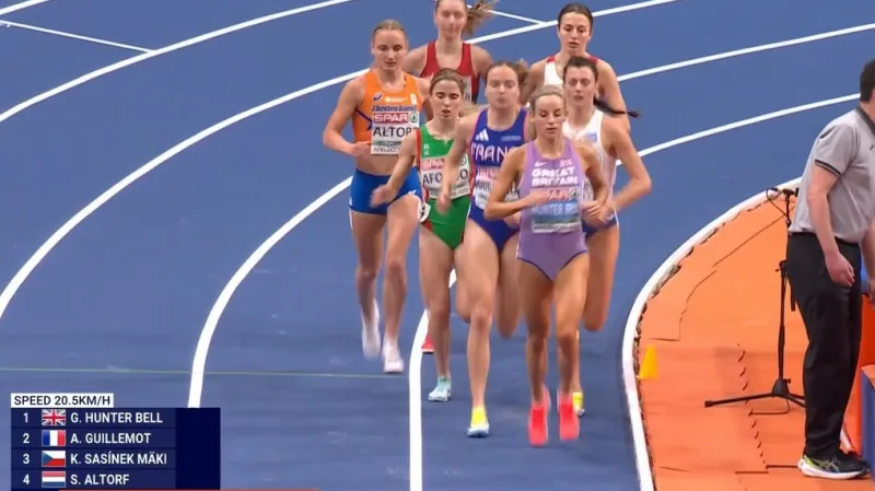 Rozběh na 1500 m se Sasínek Mäki a ohlas