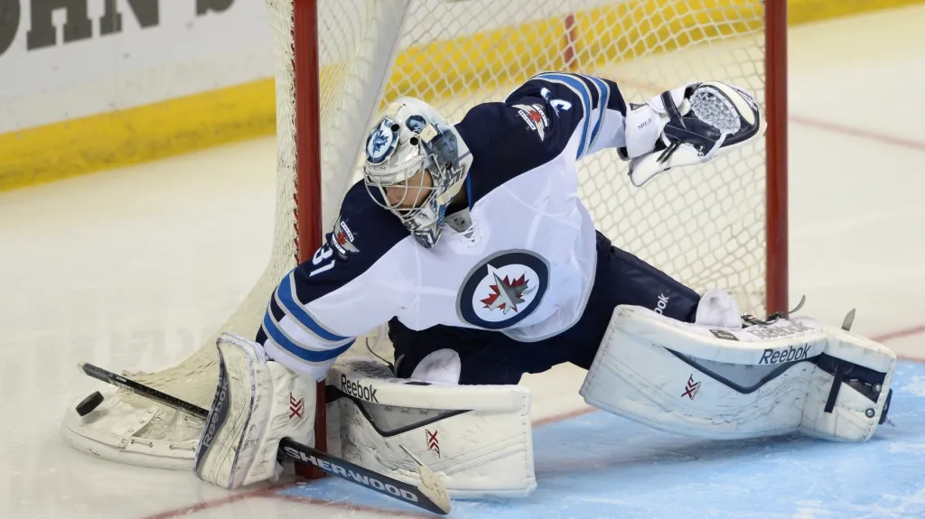 Pavelec začne MS na lavičce