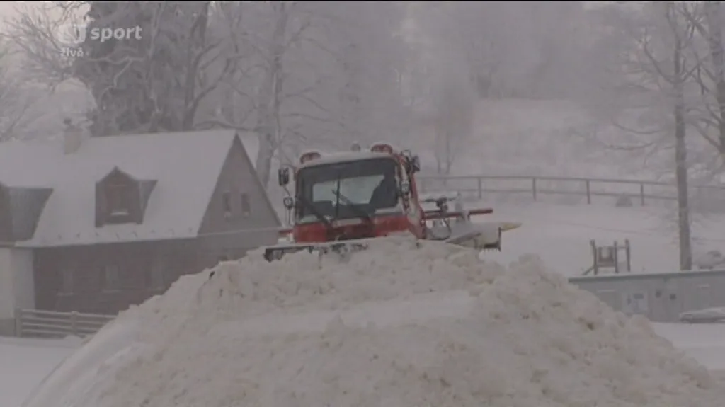 Mrzne a nasněžilo, Jizerská padesátka by se měla běžet