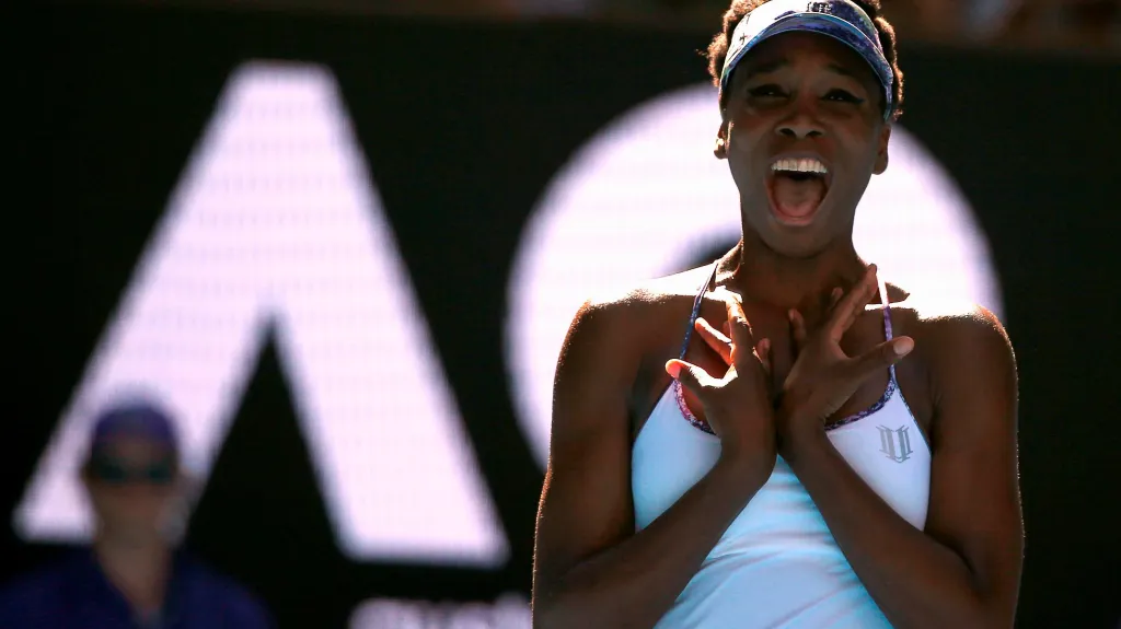 Slavící Venus Williamsová po postupu do finále Australian Open