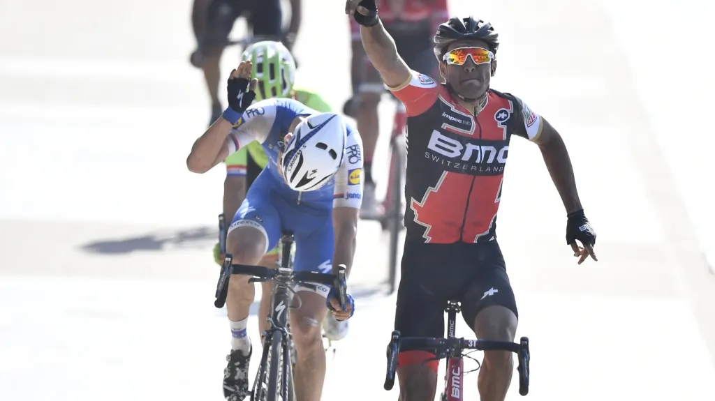 Zdeněk Štybar těsně prohrává s Gregem Van Avermaetem