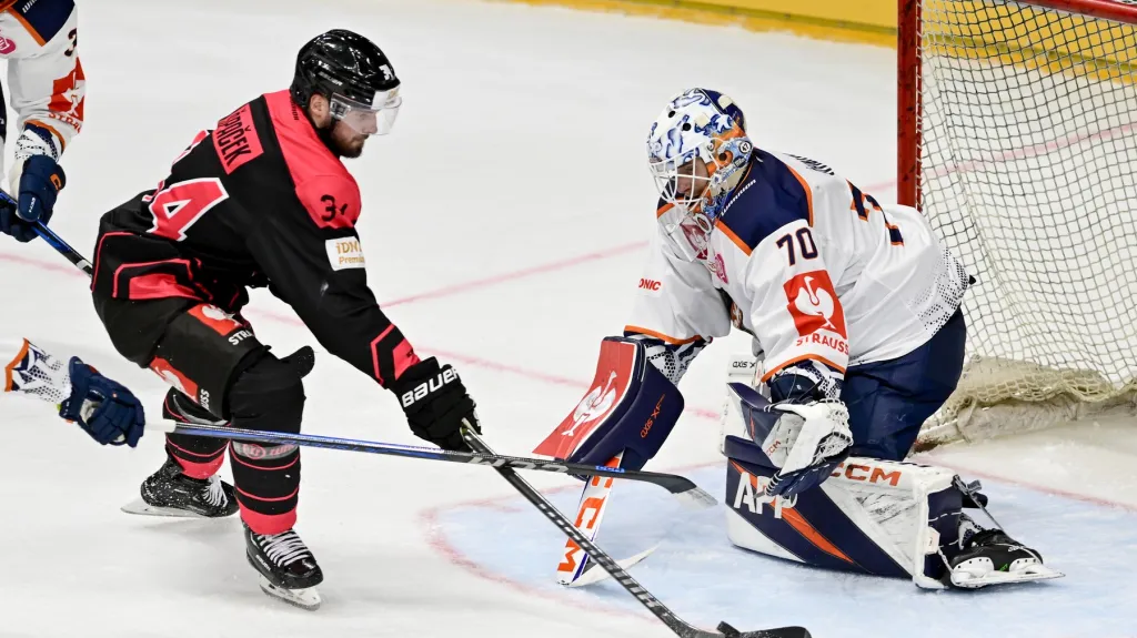 Michael Špaček poprvé v dresu Sparty v utkání LM proti Växjö