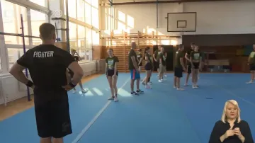 Tým Fighters Cheerleaders dolaďuje detaily před domácím mistrovstvím Evropy