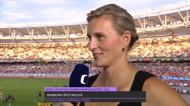 Barbora Špotáková na stanovišti ČT sport v Budapešti