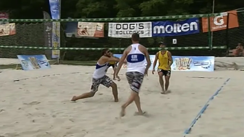 Plážoví volejbalisté Hadrava s Kubalou opanovali turnaj v Braníku