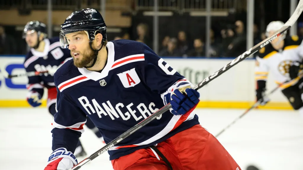 Rick Nash v dresu New York Rangers