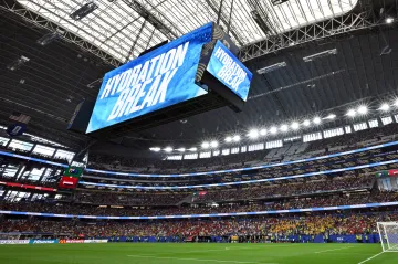 Velká obrazovka na Dallas Stadium v Arlingtonu