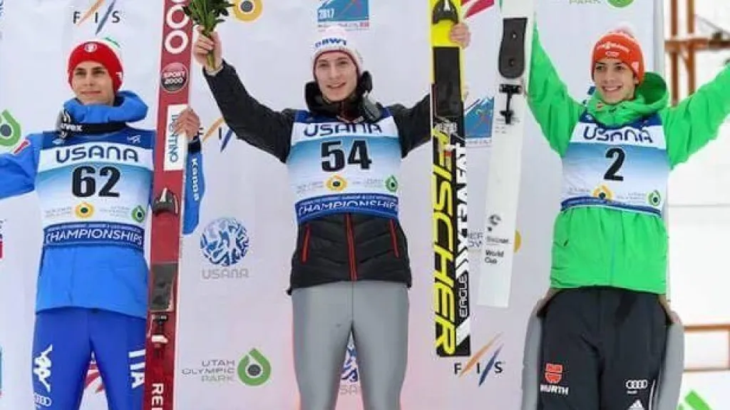 Viktor Polášek slaví titul z juniorského MS