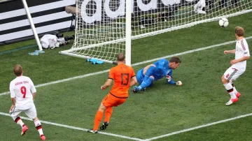 Dánský gól do nizozemské sítě