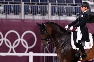 Jessica von Bredow-Werndl se svým koněm TSF Dalera