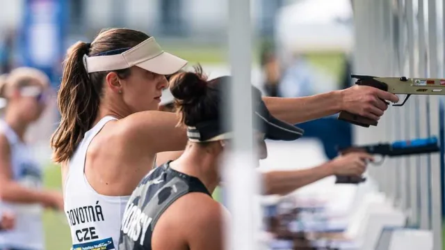 Pětibojařka Novotná skončila osmá na SP v Budapešti