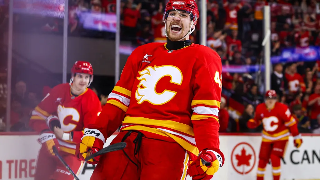 Adam Klapka slaví svou první branku v sezoně